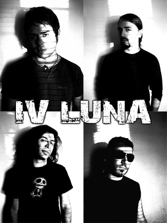 IV Luna picture